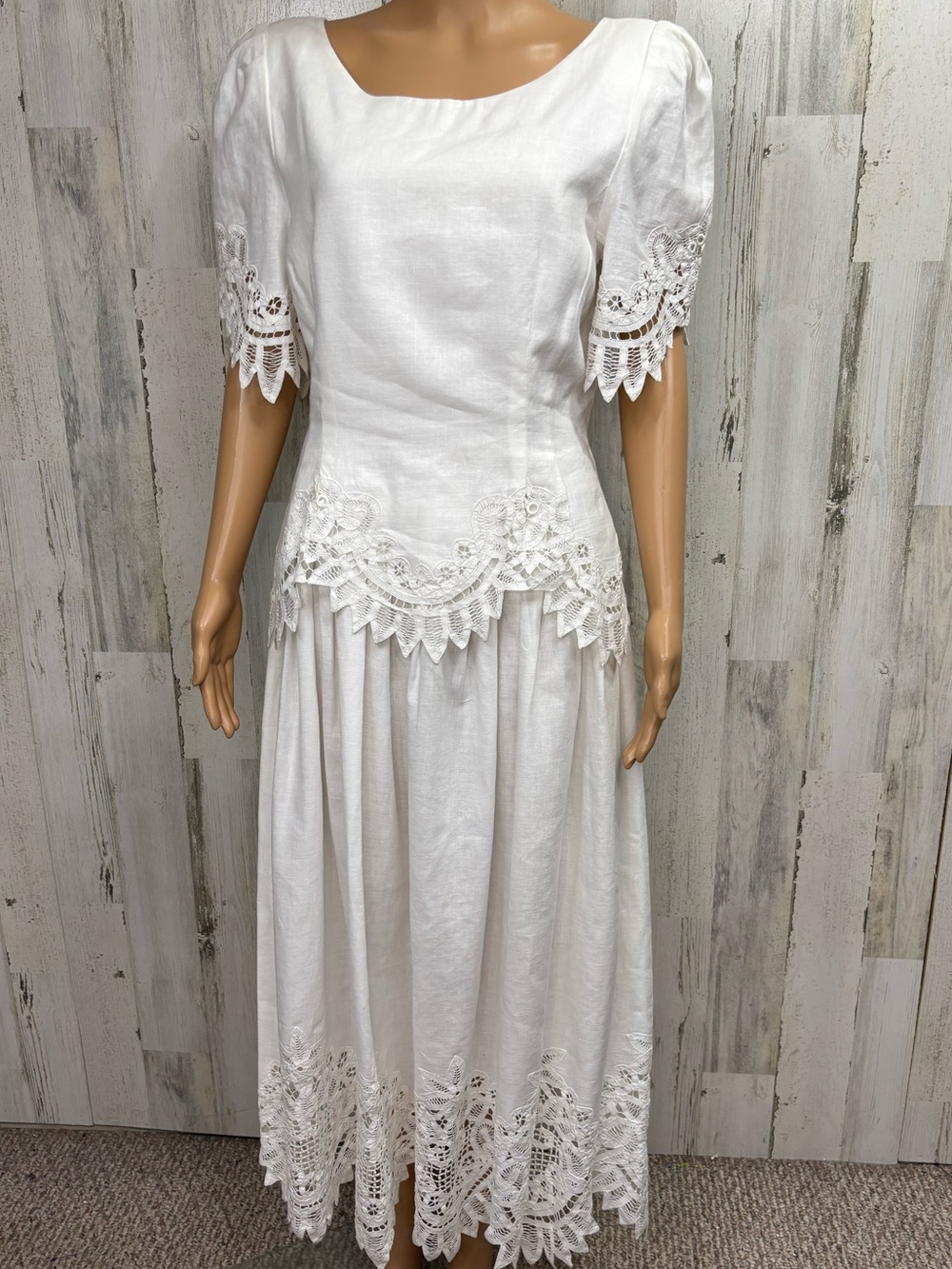 Marie St. Claire Vintage 90’s White‎ Linen Blend Dress